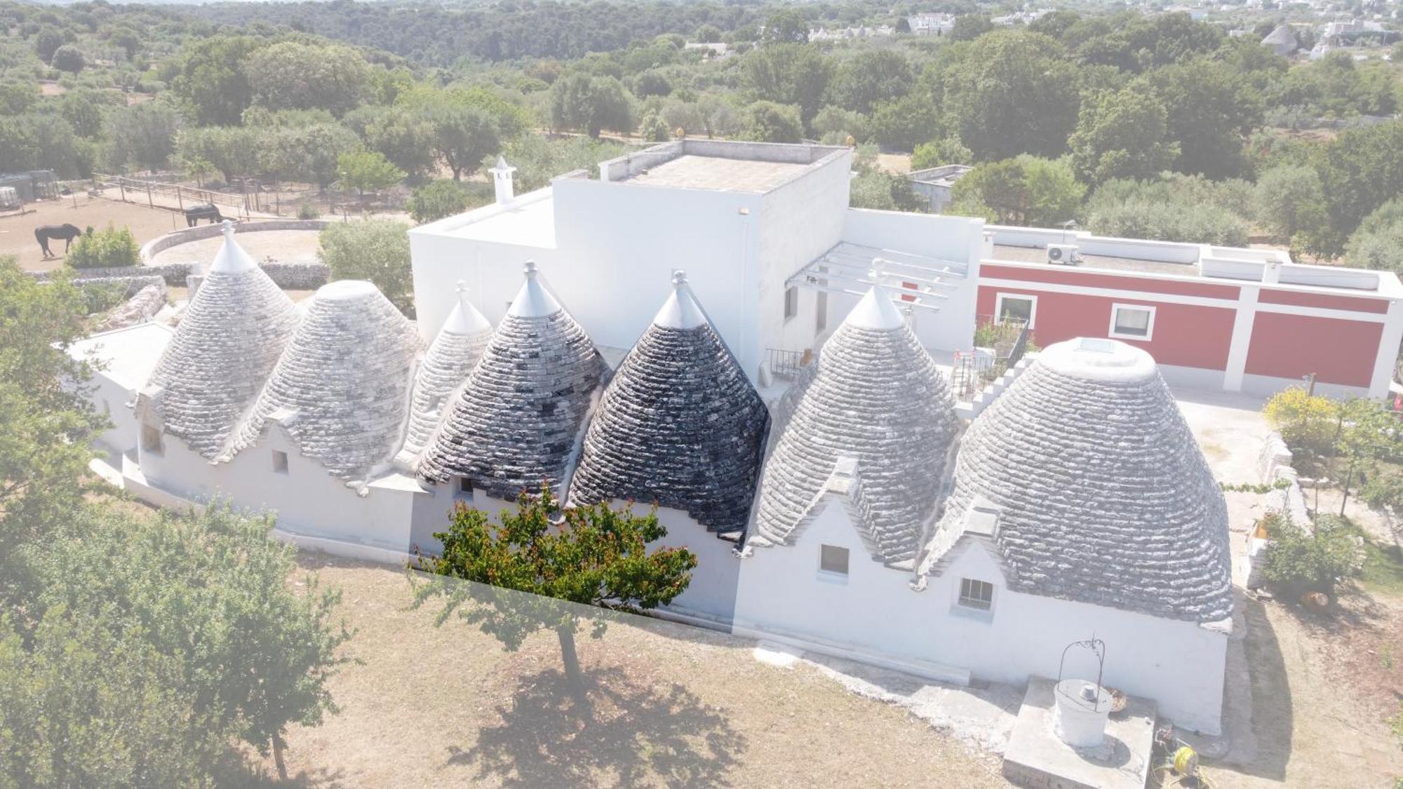 Masseria Trulli Sull'Aia Cisternino Eksteriør billede